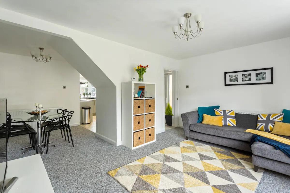Bright & Spacious With Garden & Parking ノッティンガム エクステリア 写真